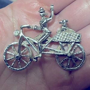 Vintage lapel 💎Rare find💎